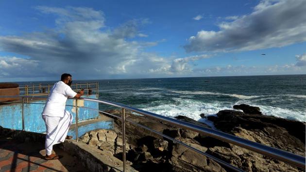 A clear blue sky and clouds seen at Kovalam in Thiruvananthapuram on May 31. When clouds started appearing on the horizon, it was a sure sign of the impending southwest monsoon at its first stopover in the country. (Vivek Nair / HT Photo)