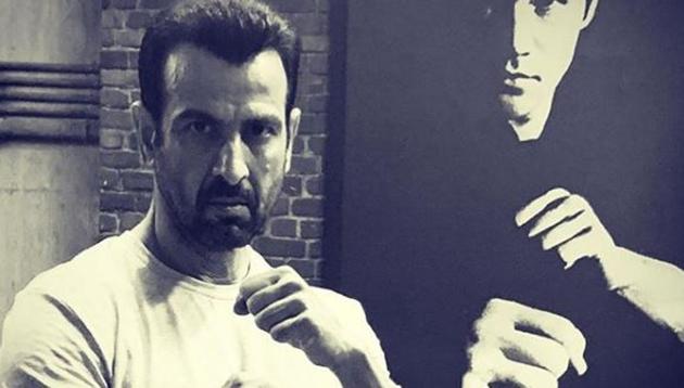 Ronit Roy has recalled stories about his days of struggle in the industry.