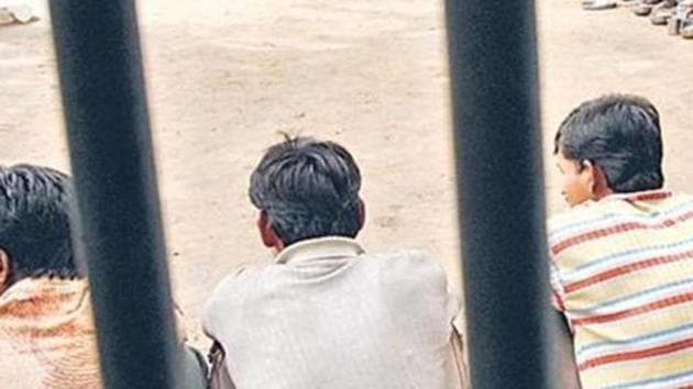 The accused was kept in isolation at a Dehradun hospital for two days after the man he had attacked turned positive for the disease. (HT Photo/Representative) The accused was kept in isolation at a Dehradun hospital for two days after the man he had attacked turned positive for the disease. (HT Photo/Representative)