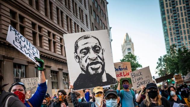 George Floyd’s death reignited long-felt anger over police killings of African Americans, and echoed high-profile cases that spurred the Black Lives Matter movement. (AFP Photo) George Floyd’s death reignited long-felt anger over police killings of African Americans, and echoed high-profile cases that spurred the Black Lives Matter movement. (AFP Photo)