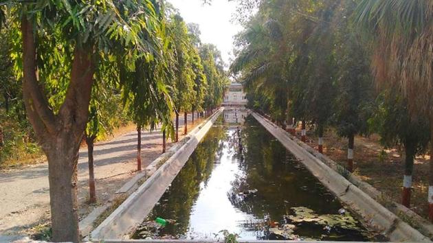 Called Himayat Baugh, the sprawling garden is one of the few green zones left in Aurangabad, an industrial hub in central Maharashtra, and is located in heart of the city. (Aurangabad Tourism) Called Himayat Baugh, the sprawling garden is one of the few green zones left in Aurangabad, an industrial hub in central Maharashtra, and is located in heart of the city. (Aurangabad Tourism)