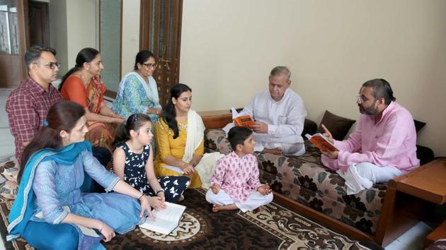 Sanskrit scholar Kosalendradas (RIGHT) teaches Sanskrit to Member of Parliament Ramcharan Bohra (2nd from right) and his family members at his residence, in Jaipur on Friday, 05 June 2020. ( Photo by - Himanshu Vyas/ Hindustan Times)