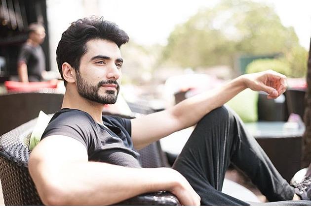 Actor Ishwak Singh has been receiving accolades for his recent performance in a web series on OTT. (Photo: Instagram/ishwaksingh) Actor Ishwak Singh has been receiving accolades for his recent performance in a web series on OTT. (Photo: Instagram/ishwaksingh)