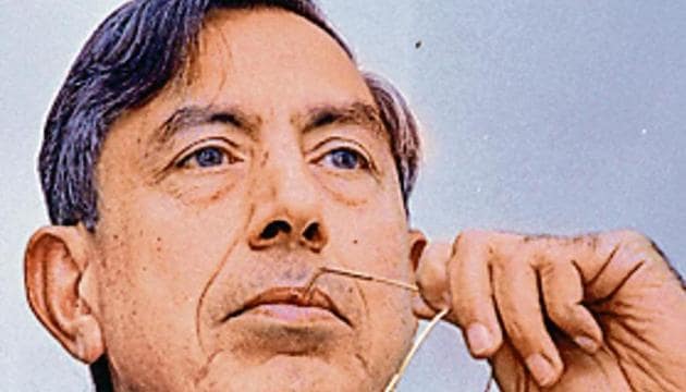 Ved Marwah was admitted to the hospital almost three weeks back after he suffered a fall at his residence in Goa. (HT Photo) Ved Marwah was admitted to the hospital almost three weeks back after he suffered a fall at his residence in Goa. (HT Photo)
