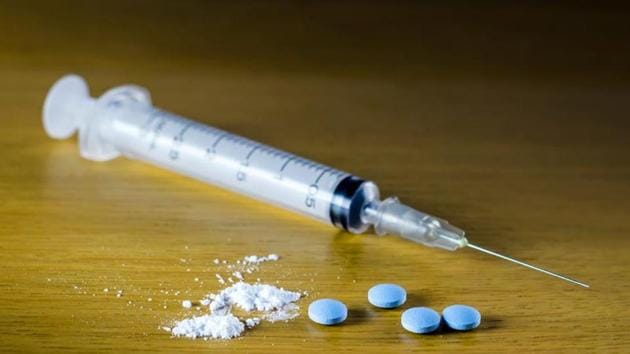 The Mohali police said that the worth of the seized heroin is ₹5 crore in the international market.(SHUTTERSTOCK)