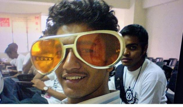 Vicky Kaushal shared a picture of himself from his college days.