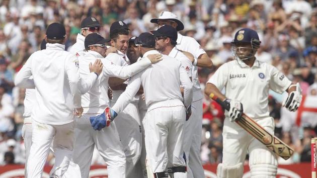 England’s Tim Bresnan (C) celebrates taking the wicket of India’s Sachin Tendulkar (R) with team mates during the Oval Test in 2011(Reuters)