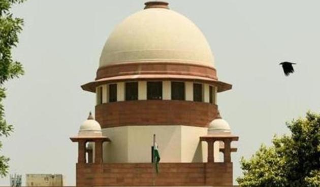 As raised by several people elsewhere, the continued treatment of Kashmir as a “special case” where a lower threshold of rights is justified, undermines the constitutional vision of equal protection and equal treatment. It is now to be hoped that when MHA committee considers the issue, the principles laid out by SC in both its judgments will be taken seriously, and 4G Internet restored promptly.(Amal KS/HT PHOTO)