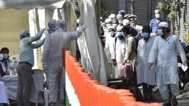 Thousands of people, including over 900 foreigners from at least 34 countries, attended the congregation at the Jamaat’s headquarters in Delhi’s Nizamuddin(Ajay Aggarwal/HT Photo)