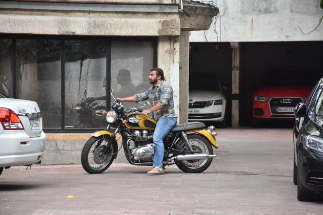 Sohail Khan was clicked outside his Galaxy Apartments, taking his bike for a spin. (Varinder Chawla)