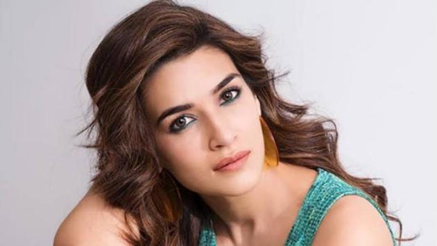 Kriti Sanon is slated to start work on Bachchan Pandey, along with Akshay Kumar, once the lockdown is over Kriti Sanon is slated to start work on Bachchan Pandey, along with Akshay Kumar, once the lockdown is over