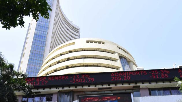 India Stocks Trade Mixed After Faltering At A Technical Barrier Hindustan Times