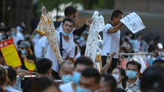 Many vendors are however meeting stiff resistance from police, who have spent years trying to sweep such stalls off the streets to clean up their city’s image, and urban management officers known as “chengguan,” who have repeatedly and sometimes violently cracked down on street pedlars who are usually low-income migrant workers. (AFP)