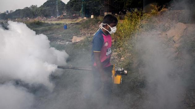 As city hospitals and laboratories are already burdened with Covid-19 cases, the monsoon-borne dengue disease brings a new challenge. (Sanket Wankhade/HT FILE PHOTO) As city hospitals and laboratories are already burdened with Covid-19 cases, the monsoon-borne dengue disease brings a new challenge. (Sanket Wankhade/HT FILE PHOTO)