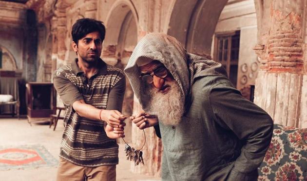Amitabh Bachchan and Ayushmann Khurrana in a still from Gulabo Sitabo. Amitabh Bachchan and Ayushmann Khurrana in a still from Gulabo Sitabo.