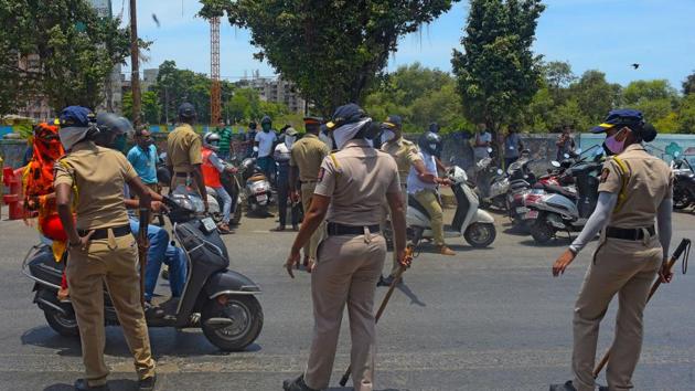 There were a total of 2,028 Covid-19 positive cases including 22 deaths from the disease in Mumbai Police till June 11, 2020.(Vijayanand Gupta/HT Photo)