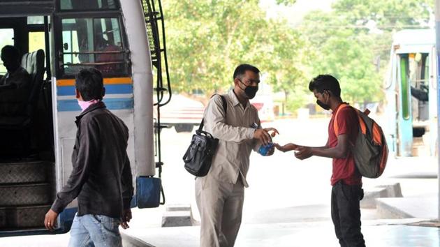 Chandigarh Transport Undertaking had resumed its long-route bus services on June 10 after over two months. It will continue to serve the tricity area. (Ravi Kumar/HT) Chandigarh Transport Undertaking had resumed its long-route bus services on June 10 after over two months. It will continue to serve the tricity area. (Ravi Kumar/HT)