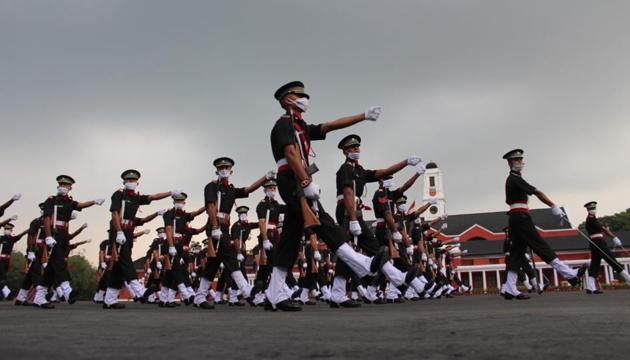 Gentleman Cadets during the Passing Out Parade on Saturday at the Indian Military Academy in Dehardun.(Kalyan Das/HT PHOTO)