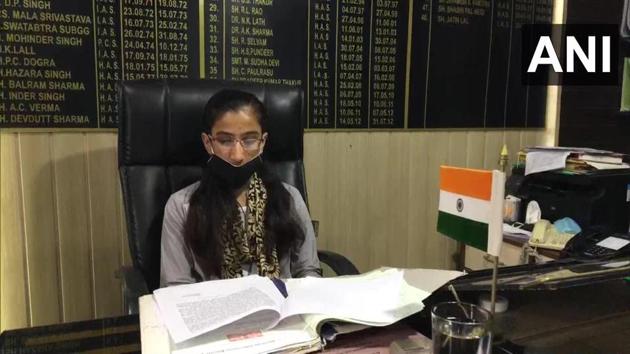 Officiating as the SDM, Hina took office meetings under the guidance of SDM Lal. Visitors who had arrived to meet the SDM recounted their problems to her.(ANI)