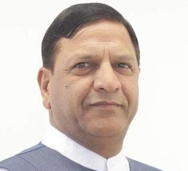 Former Himachal Pradesh Bharatiya Janata Party (BJP) president Dr Rajeev Bindal said Pawan Rana had been working for social and national causes for the last 25 years and disrespecting him was tantamount to disrespecting the party.(HT PHOTO)