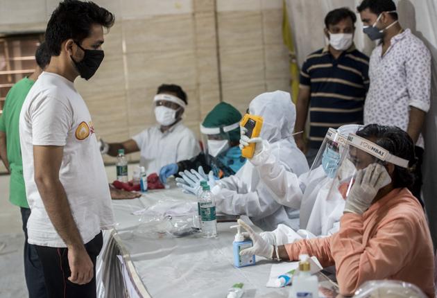 The hospital authorities allegedly charged Rs 12.50 lakh for the treatment of the Bharat Nagar slum residents. (Satyabrata Tripathy/HT file photo. Representative image)
