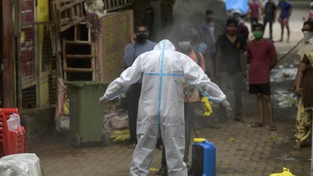 Most of India’s Covid-19 cases have been reported from four states of Maharashtra, Delhi, Tamil Nadu and Gujarat.(Satyabrata Tripathy/HT Photo) Most of India’s Covid-19 cases have been reported from four states of Maharashtra, Delhi, Tamil Nadu and Gujarat.(Satyabrata Tripathy/HT Photo)
