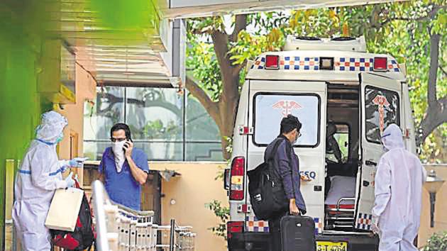 The Delhi government had also filed an FIR against the hospital for allegedly violating Covid-19 regulation norms. (Sonu Mehta/HT PHOTO) The Delhi government had also filed an FIR against the hospital for allegedly violating Covid-19 regulation norms. (Sonu Mehta/HT PHOTO)