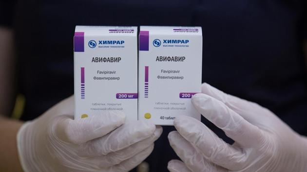 The recommended dosage for HCQ is 400mg twice a day for 1 day, followed by 200mg twice a day for 4 days, and for azithromycin the ministry has recommended 500 mg once a day for 5 days. (Reuters Photo. Representative image) The recommended dosage for HCQ is 400mg twice a day for 1 day, followed by 200mg twice a day for 4 days, and for azithromycin the ministry has recommended 500 mg once a day for 5 days. (Reuters Photo. Representative image)
