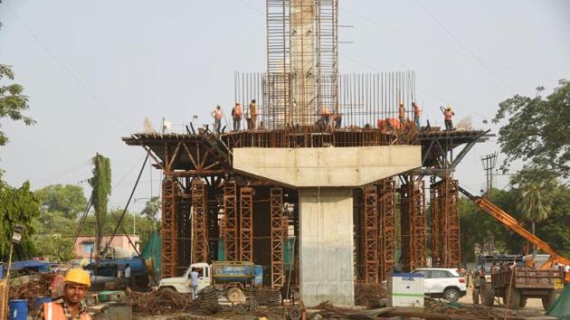Builders’ body BAI intends to take the help of NGOs in finding unemployed youth from villages near Mumbai and train them in various trades such as carpentry, masonry, etc.(HT Photo) Builders’ body BAI intends to take the help of NGOs in finding unemployed youth from villages near Mumbai and train them in various trades such as carpentry, masonry, etc.(HT Photo)
