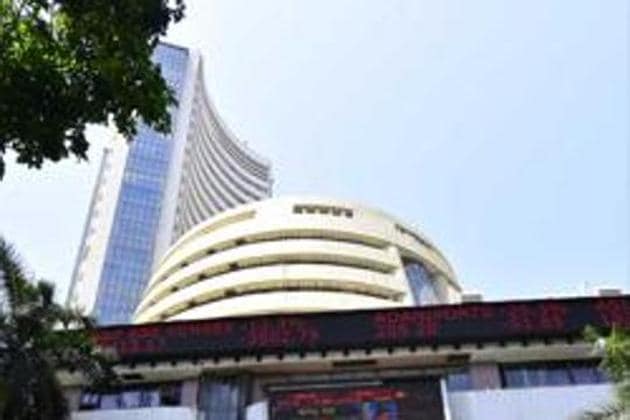 Similarly, the NSE Nifty closed 100.30 points, or 1.02 per cent, up at 9,914. (Anshuman Poyrekar/HT Photo) Similarly, the NSE Nifty closed 100.30 points, or 1.02 per cent, up at 9,914. (Anshuman Poyrekar/HT Photo)