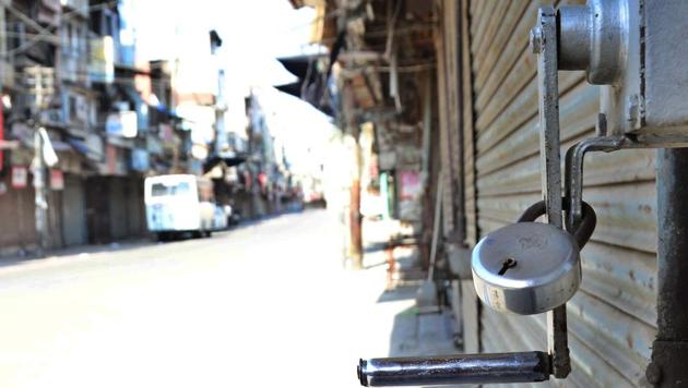 The health department will conduct an intensive house-to-house checking, surveillance, contact tracing and sampling in the area. (Gurpreet Singh/HT) The health department will conduct an intensive house-to-house checking, surveillance, contact tracing and sampling in the area. (Gurpreet Singh/HT)