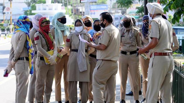 The Punjab Police had used a controversial term while referring to an African person in the challan papers presented before the trial court while filing the charge sheet in a drug case(HT Photo) The Punjab Police had used a controversial term while referring to an African person in the challan papers presented before the trial court while filing the charge sheet in a drug case(HT Photo)