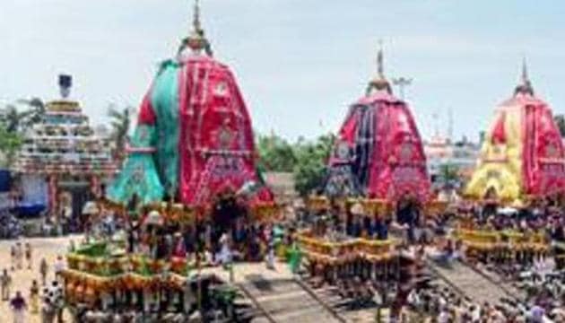 Hundreds of devotees pull the chariots during the Jagannath Rath Yatra in Puri.(PTI File Photo) Hundreds of devotees pull the chariots during the Jagannath Rath Yatra in Puri.(PTI File Photo)