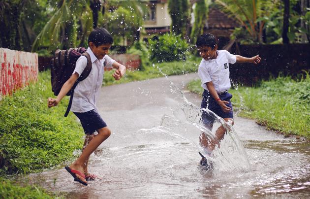 The magic of childhood friendships is difficult to replicate in adulthood.(Shutterstock)