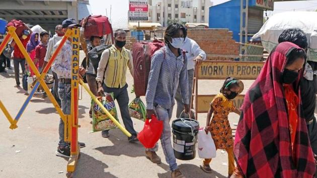 In terms of the total number of confirmed cases, Patna and Bhagalpur districts account for 324 each, followed by Begusarai (299), Madhepura (292), Khagaria (291), Rohtas (282) and Munger (270). (ANI) In terms of the total number of confirmed cases, Patna and Bhagalpur districts account for 324 each, followed by Begusarai (299), Madhepura (292), Khagaria (291), Rohtas (282) and Munger (270). (ANI)