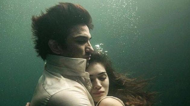 Sushant Singh Rajput and Kriti Sanon worked in Raabta together.