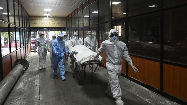 Jharkhand’s mortality rate stood at 0.50 per cent as compared to that of the country at 2.86 per cent, a state government bulletin said. (Vipin Kumar/HT PHOTO) Jharkhand’s mortality rate stood at 0.50 per cent as compared to that of the country at 2.86 per cent, a state government bulletin said. (Vipin Kumar/HT PHOTO)