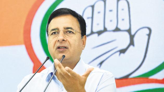 Congress has questioned the government’s ‘silence’ on the issue of border stand-off with China (Sushil Kumar/HT PHOTO) Congress has questioned the government’s ‘silence’ on the issue of border stand-off with China (Sushil Kumar/HT PHOTO)