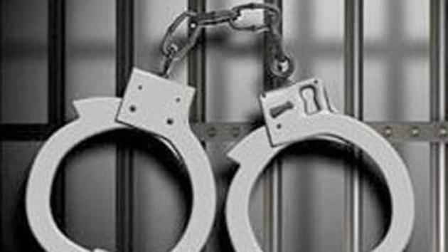 According to police, five persons were present in the room at the time of raid – owner of a popular chain of jewellery shops, three of his employees and one person from Kerala who had come to visit him in the hotel. (HT Archives. Representative image) According to police, five persons were present in the room at the time of raid – owner of a popular chain of jewellery shops, three of his employees and one person from Kerala who had come to visit him in the hotel. (HT Archives. Representative image)