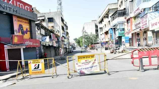 A total of 73 micro-containment zones have been announced by Pune municipal commissioner Shekhar Gaikwad.(HT PHOTO)