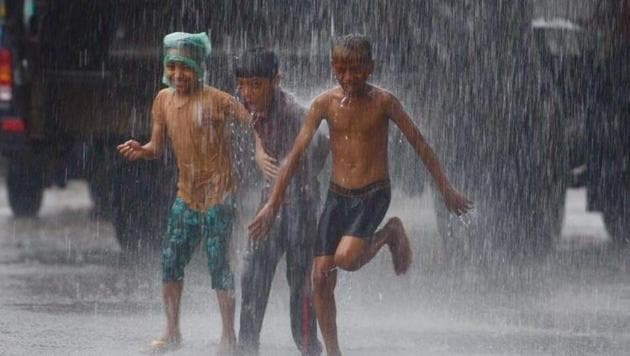 Three days after IMD declared monsoon over Mumbai, heavy rains lashed the city. (Satish Bate/HT Photo) Three days after IMD declared monsoon over Mumbai, heavy rains lashed the city. (Satish Bate/HT Photo)