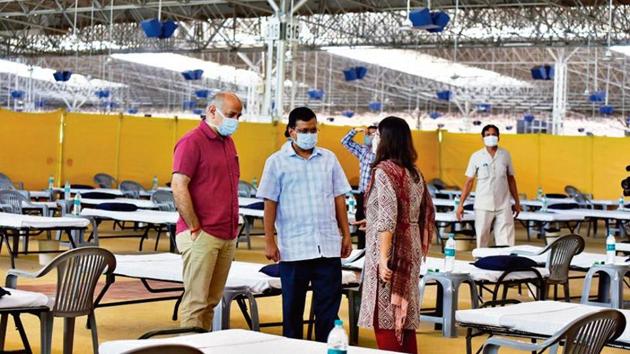 CM Kejriwal and deputy CM Manish Sisodia at the 10,000-bed facility coming up at the south Delhi campus of the Radhasoami Satsang Beas, a spiritual organisation.(Sanjeev Verma/HT photo)