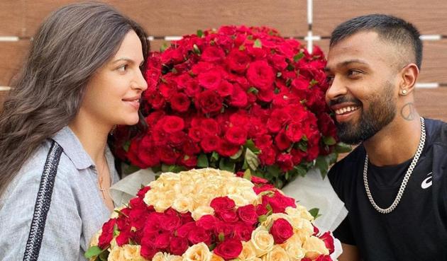 Hardik Pandya wowed Natasa Stankovic with roses.