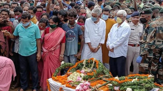 Villagers shouted patriotic slogans--Bharat mata ki jai, Vande Mataram and Jai Hind- when the martyrs were being laid to rest.(Picture courtesy: Sudipta Garain) Villagers shouted patriotic slogans--Bharat mata ki jai, Vande Mataram and Jai Hind- when the martyrs were being laid to rest.(Picture courtesy: Sudipta Garain)