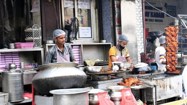 The Tunday Kababi eatery in the Aminabad area of Lucknow.(HT Photos) The Tunday Kababi eatery in the Aminabad area of Lucknow.(HT Photos)
