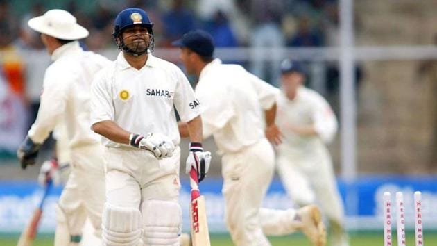 Sachin Tendulkar walks back after being dismissed for 90 during the Bengaluru Test in 2001.(Getty Images)