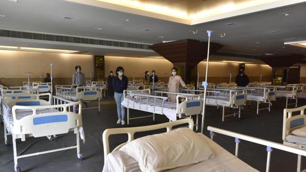 Many citizens groups said quarantining all Covid-19 patients, even those with mild symptoms, would discourage people from getting tested for the infectious disease. (Sanjeev Verma/HT PHOTO) Many citizens groups said quarantining all Covid-19 patients, even those with mild symptoms, would discourage people from getting tested for the infectious disease. (Sanjeev Verma/HT PHOTO)