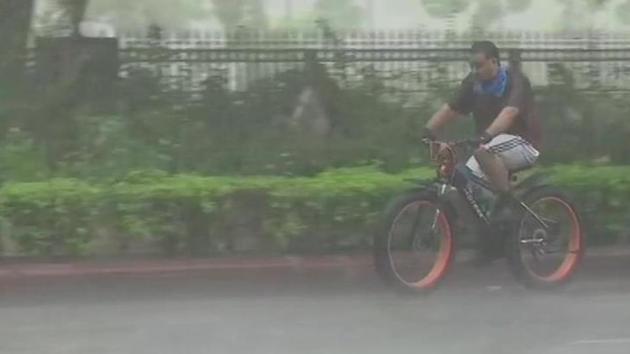 Rain lashes parts of Delhi and NCR. Visual from an area near India Gate in New Delhi on Monday.(ANI Photo)
