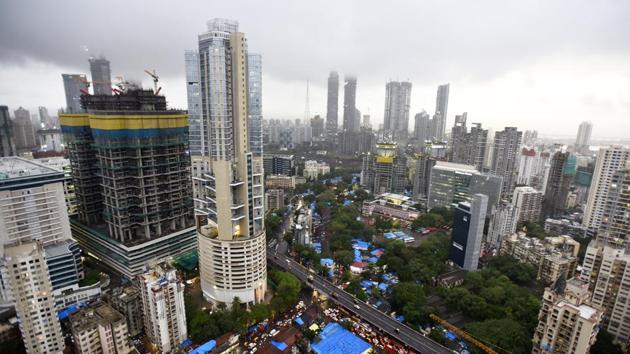 The current water stock is only 10.68% of the total stock. As of Sunday, useful water stock in all seven lakes stands at 1.54 lakh litres, while the total storage capacity is 14.47 lakh litres.(Vijayanand Gupta/HT FILE) The current water stock is only 10.68% of the total stock. As of Sunday, useful water stock in all seven lakes stands at 1.54 lakh litres, while the total storage capacity is 14.47 lakh litres.(Vijayanand Gupta/HT FILE)