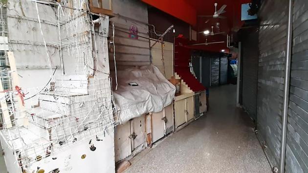 Deserted view of the Hong Kong market which has been closed after Covid-19 positive cases were detected Siliguri on Monday.(ANI Photo)
